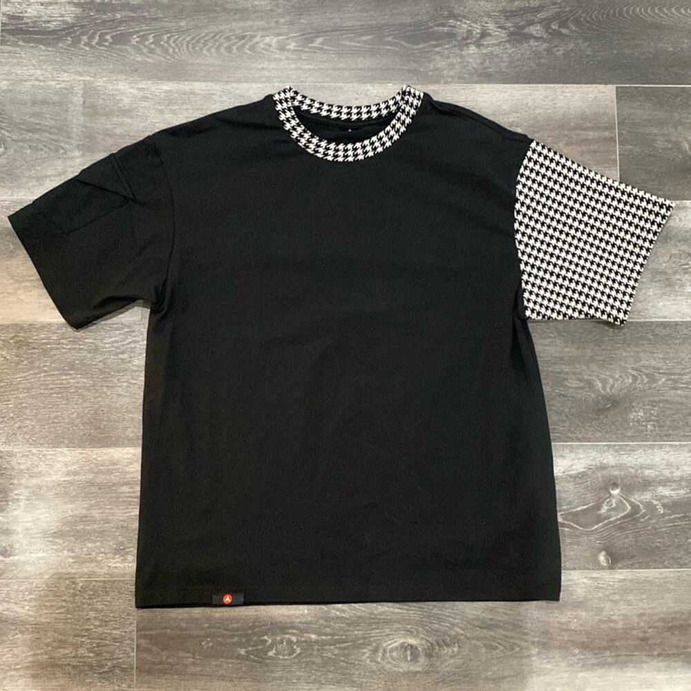 Black Short Sleeve Tee with Houndstooth Accent